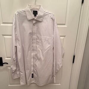 Jos A Bank Men's Light Gray / Plaid Shirt